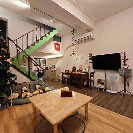 Fuqianred Apartment Tainan Exterior photo