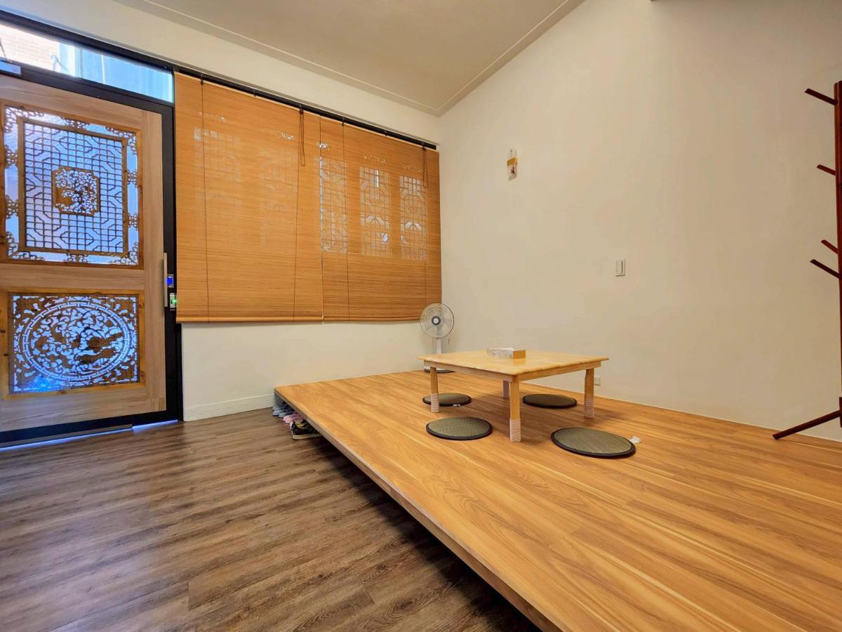 Fuqianred Apartment Tainan Exterior photo